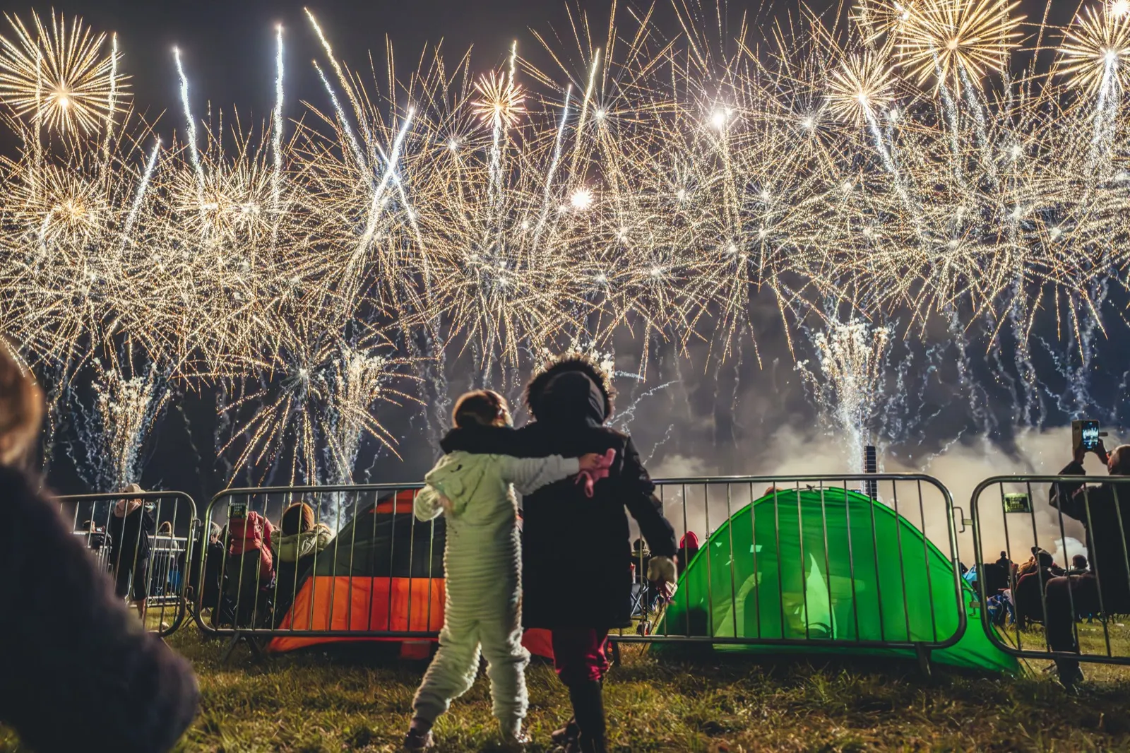Illusion Fireworks 270-degree grand finale